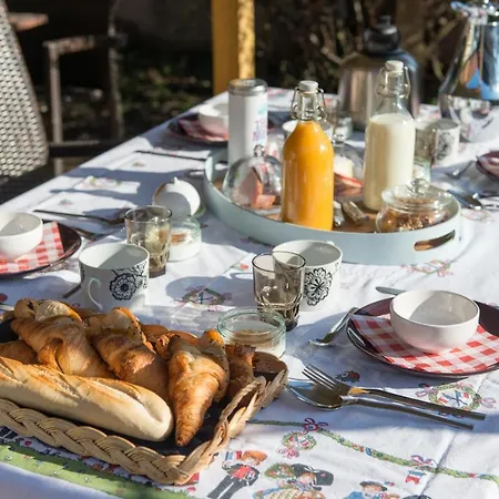 Aux Deux Cigognes 4* Gries