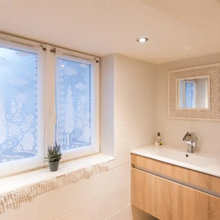 Aux Deux Cigognes 4* Gries