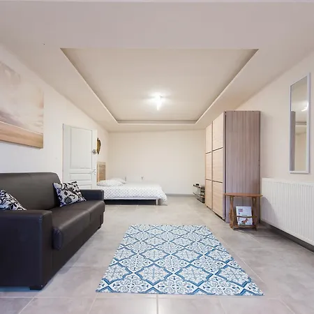 Aux Deux Cigognes 4* Gries