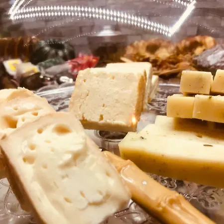 Alojamento de Acomodação e Pequeno-almoço Aux Deux Cigognes 4*