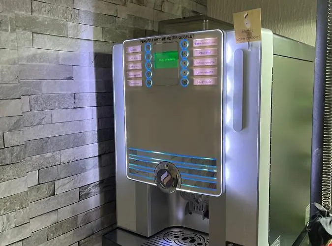 Bed & Breakfast Aux Deux Cigognes 4*